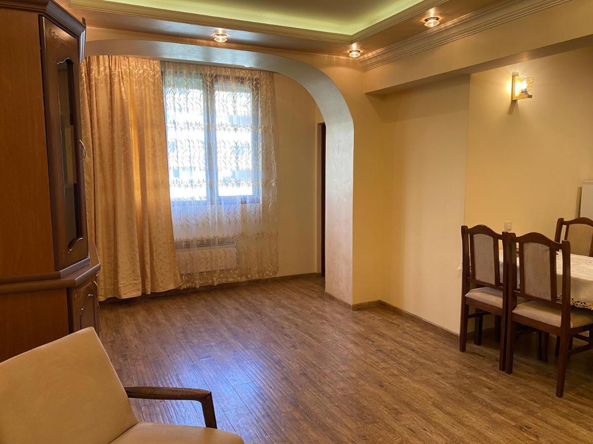 Apartment in centre EVN Erevan Exterior foto